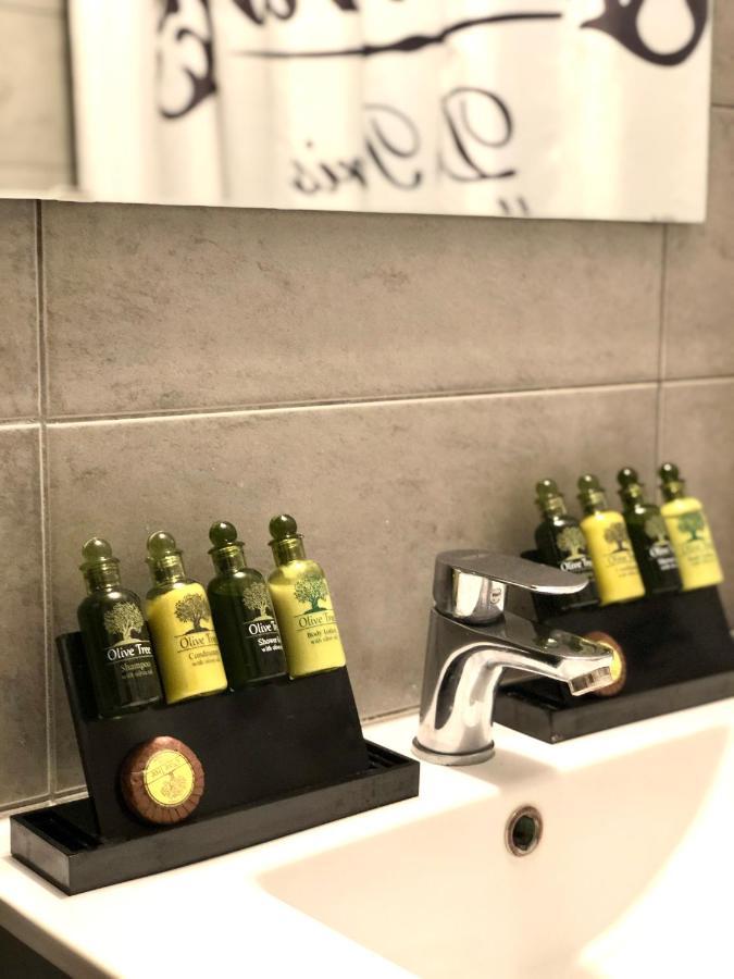 סלוניקי Casa Navarino - Premium Apartment In The City Centre מראה חיצוני תמונה